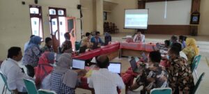 Bimtek Komputer Untuk Dukuh Di Kalurahan Tridadi